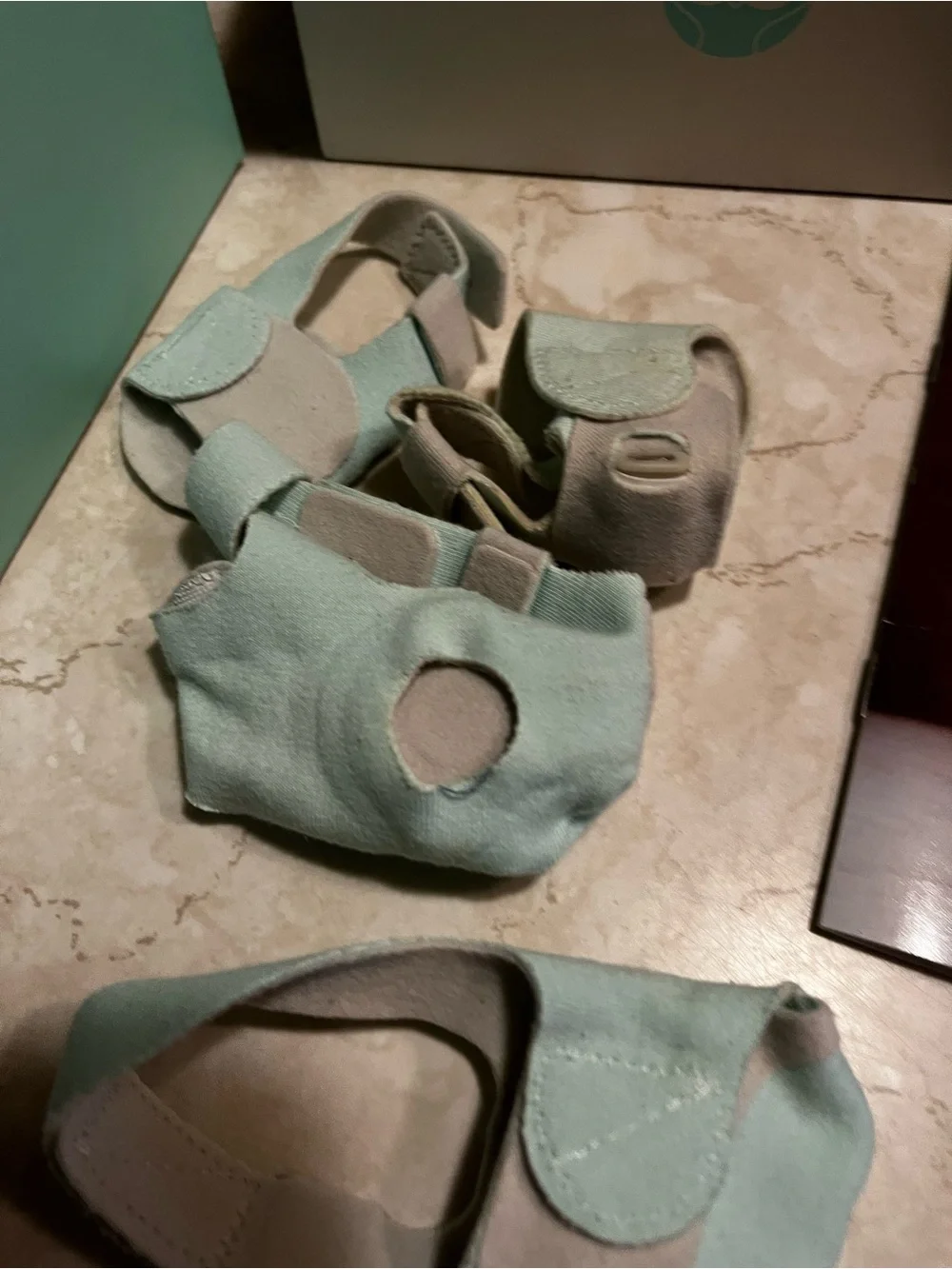 Baby Care Mint Newborn Sock Monitoring Kit